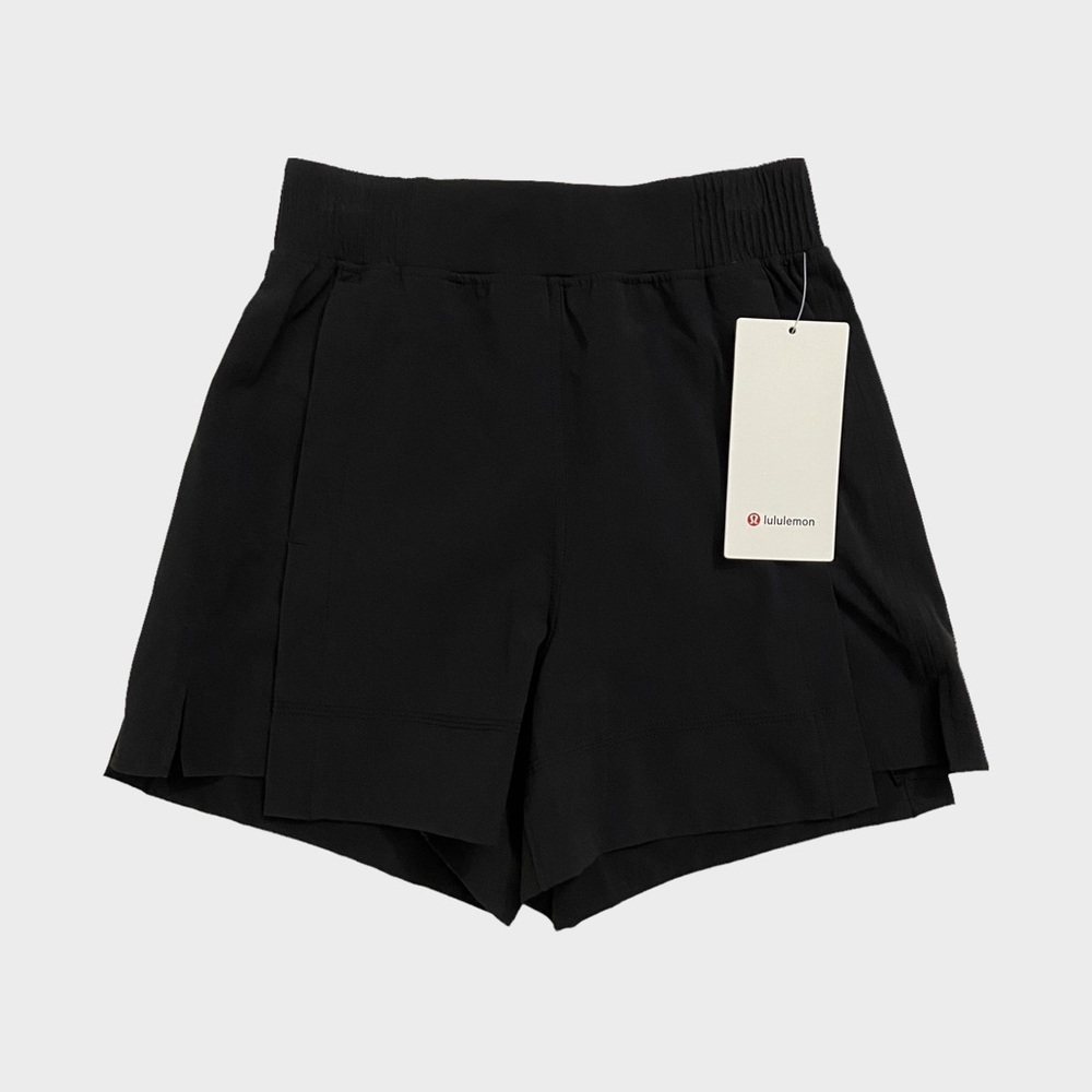 Lululemon Stretch Woven Relaxed Fit HR Short 4” - Black, Size XXS